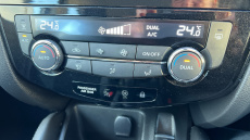 Nissan Qashqai 1.3 DiG-T 160 Acenta Premium 5dr DCT Petrol Hatchback